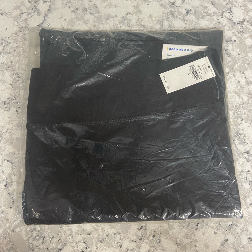 Old Navy Cloud+ Go Dry Light Compression Leggings (XL) Black